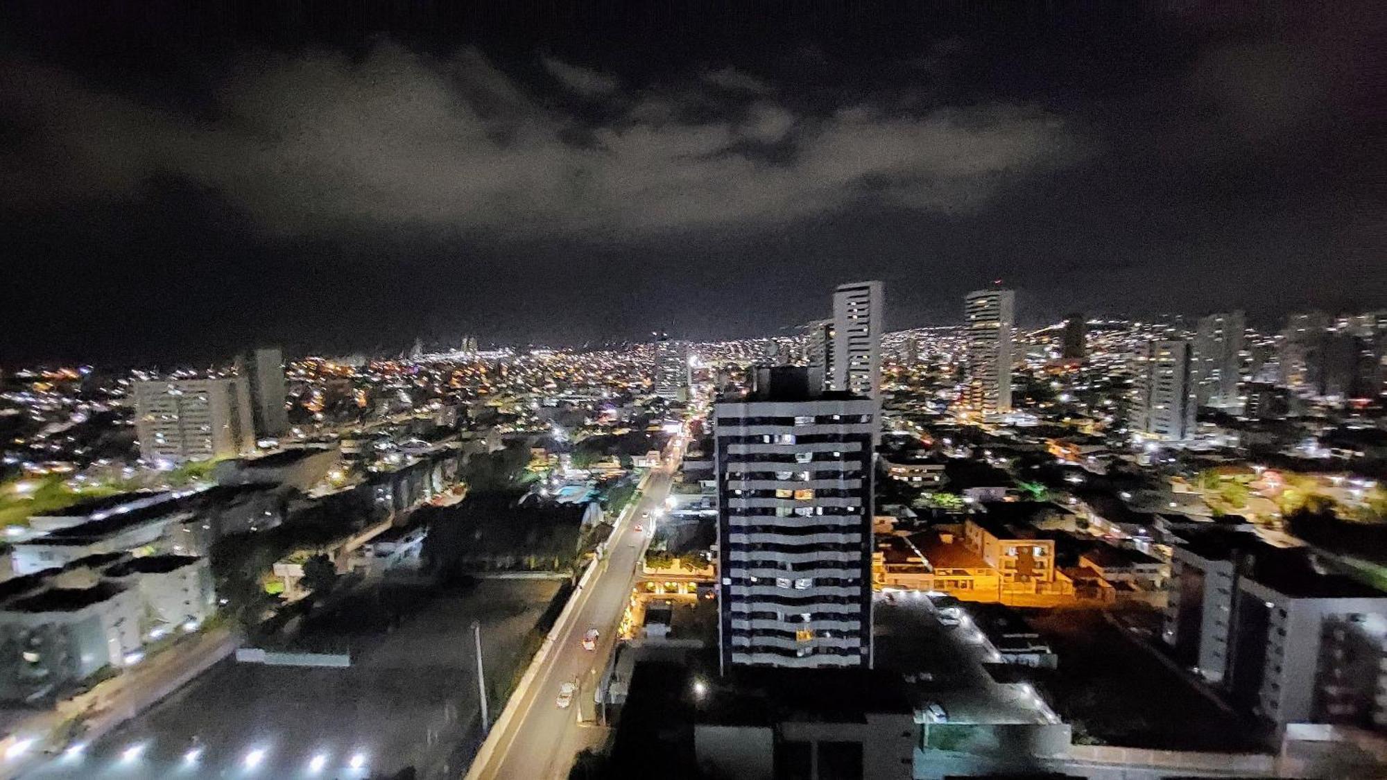 Ape Com Vista Espetacular No Edif. Mr. Roterdam Apartment Caruaru Exterior photo